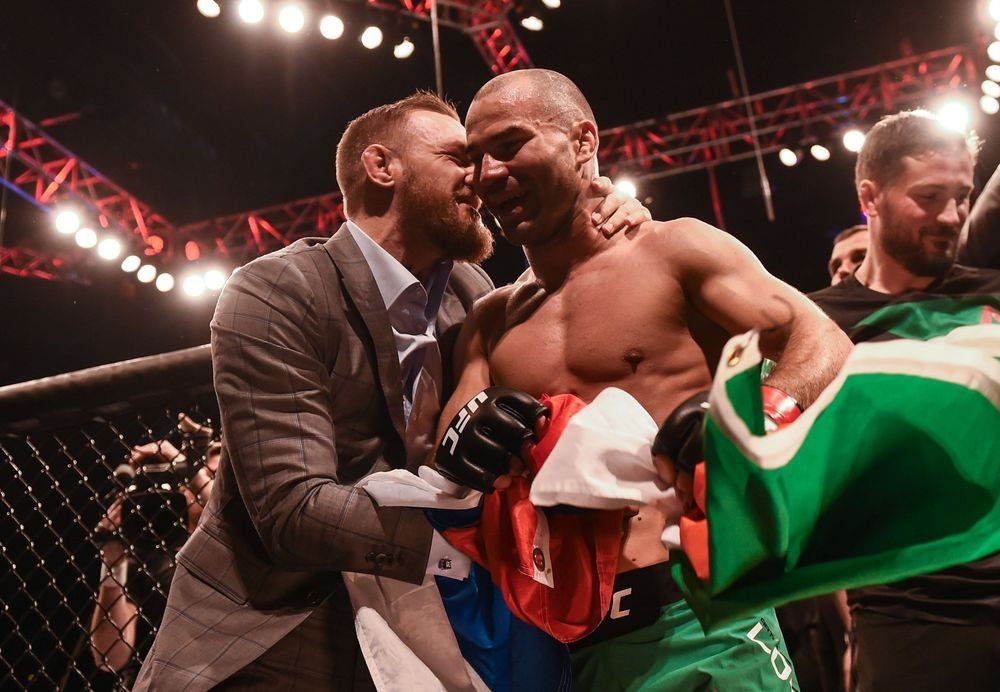 Artem Lobov và Conor McGregor tại UFC Fight Night 99