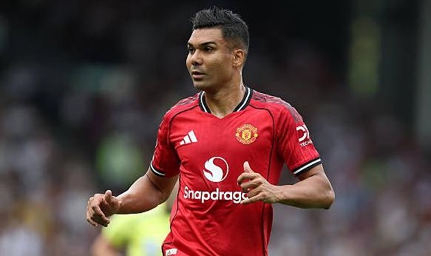 Casemiro nằm trong tầm ngắm của Al-Nassr.