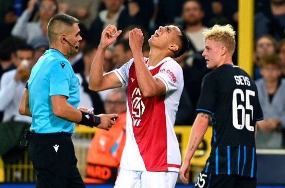 Monaco thua bạc nhược trước Brugge.