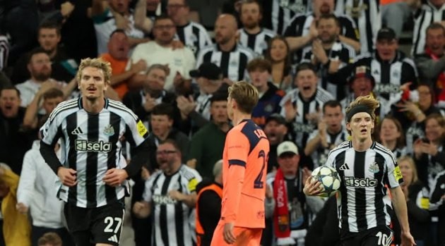 Newcastle không quá bi quan sau thất bại trước Barca.