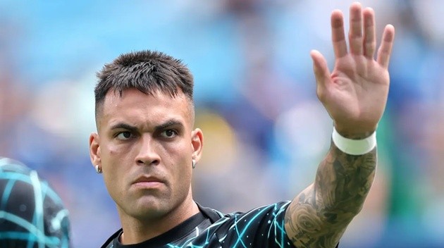 Martinez có thể trở lại sau khi nghỉ trận Ajax