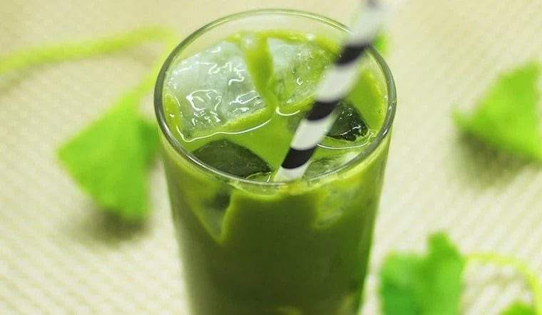 Hệ tiêu hóa chưa ổn định hoặc yếu có thể bị rối loạn do lượng chất xơ cao trong rau má.