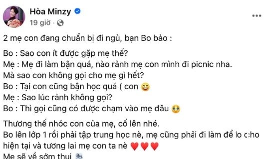 Hòa Minzy mới đây đã chia sẻ đoạn hội thoại trước giờ ngủ cùng bé Bo,