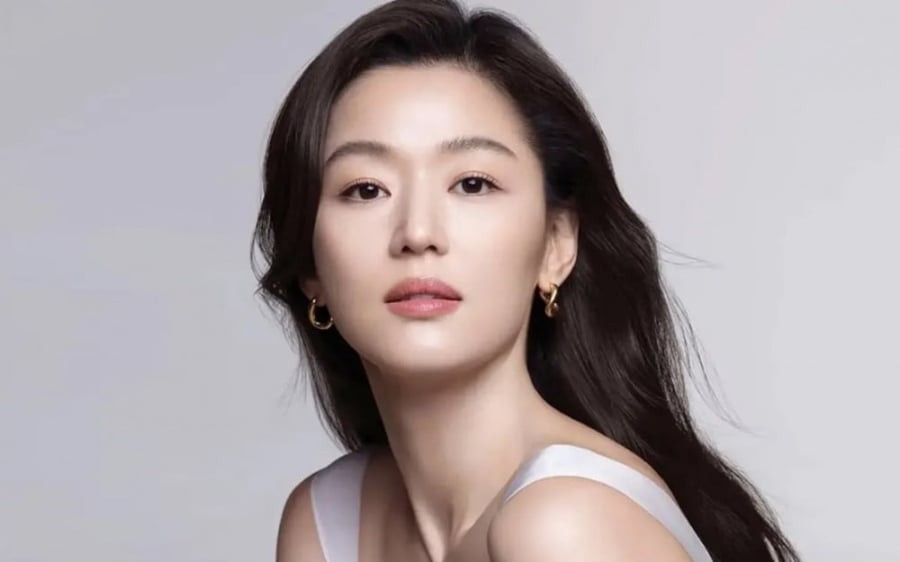 Với Jun Ji Hyun, vận động là một phần không thể thiếu trong nhịp sống