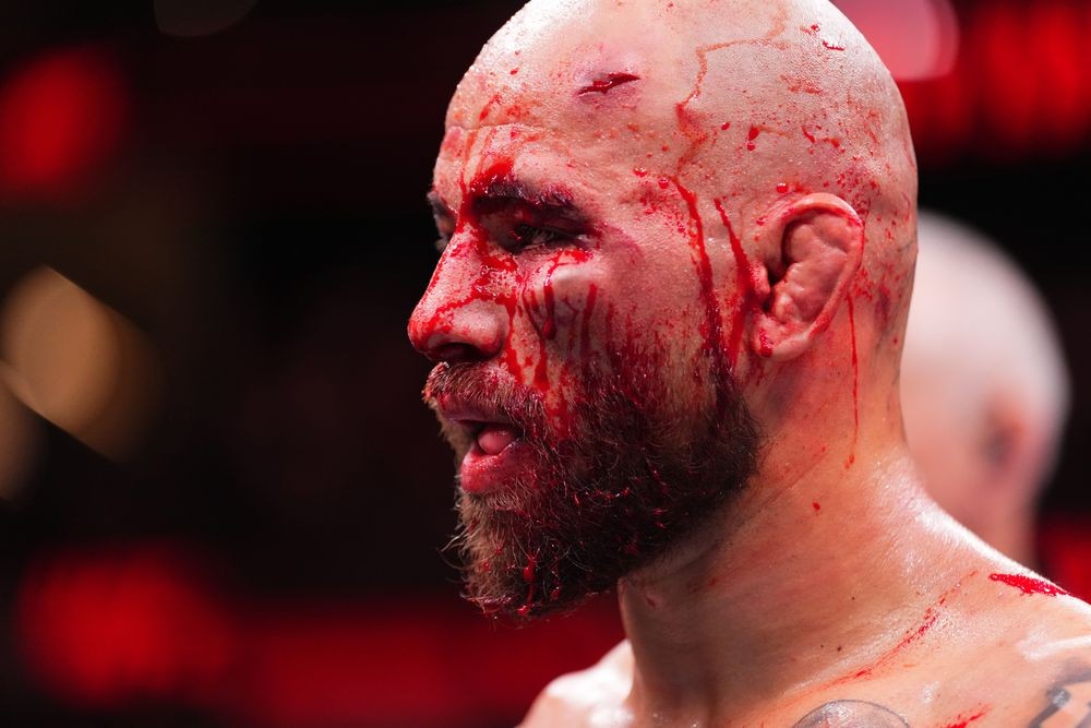 Trận đấu chính giữa Diego Lopes và Jean Silva tại sự kiện Noche UFC
