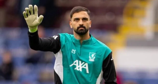 Mamardashvili khả năng được bắt chính trước Southampton.