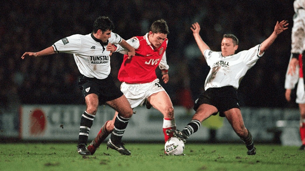 Port Vale mang đến những ký ức không mấy đẹp đẽ cho Arsenal. 