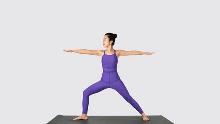 Tư thế Chiến binh II (Virabhadrasana II)