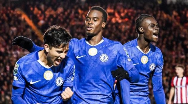 Dàn sao trẻ của Chelsea tỏa sáng đúng lúc.