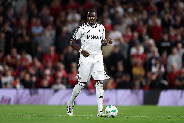 Nếu Man Utd muốn củng cố hàng phòng ngự mà không