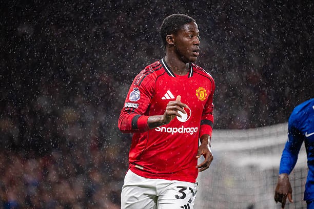 Mainoo được cho là muốn rời Man Utd ngay tháng Một.