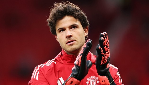 Tân binh của Man United vẫn chưa có cơ hội xỏ găng thi đấu.