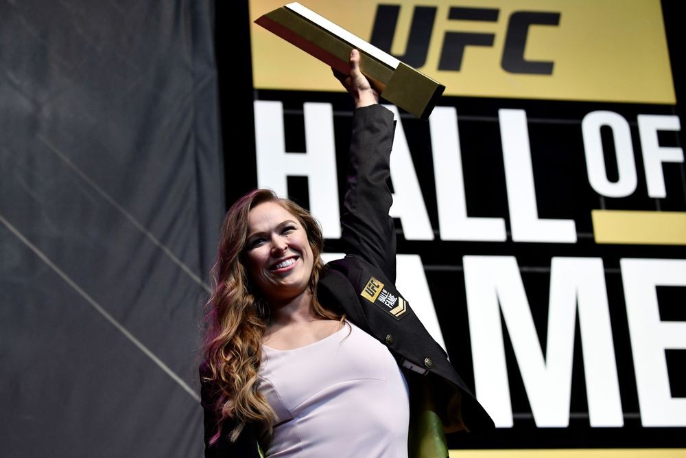 Ronda Rousey tại buổi lễ UFC Hall of Fame