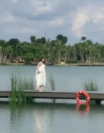 Nhã Phương lộ vòng 2 lùm lùm, vướng nghi vấn mang bầu lần 3?