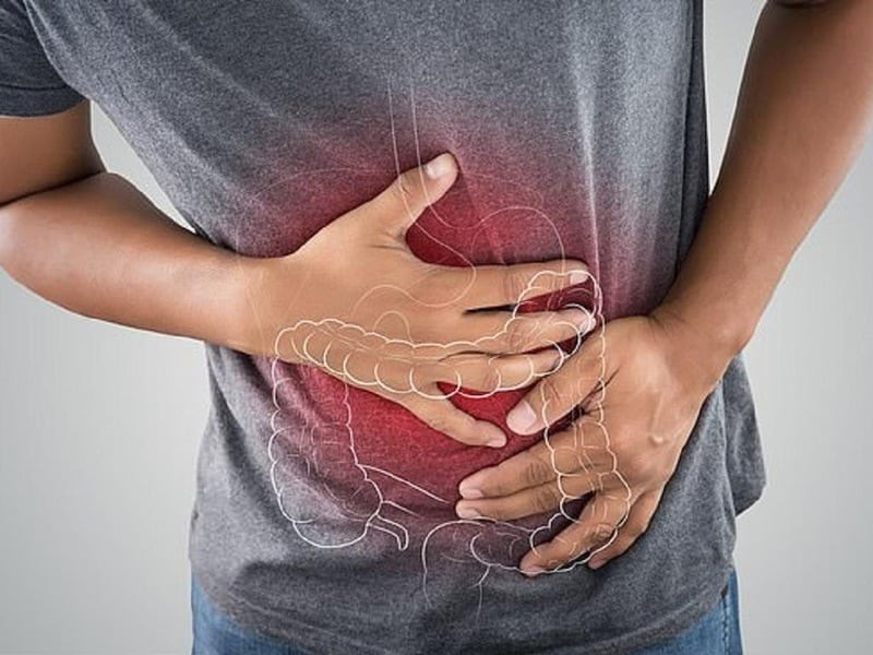 Trong chanh chứa nhiều axit có thể làm bệnh dạ dày nặng hơn, gây trào ngược thực quản, ợ nóng, ợ chua. 
