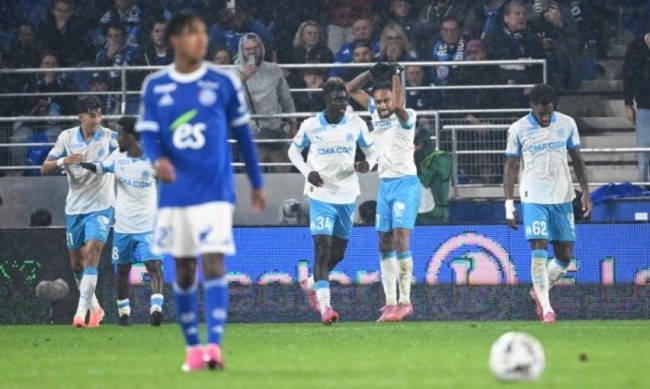 Marseille giành 3 điểm kịch tính.