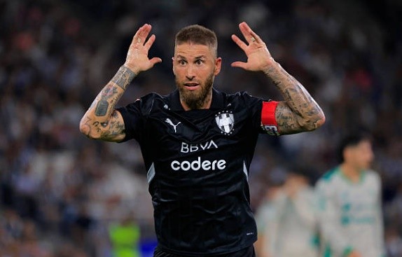 Ramos có màn trình diễn xuất sắc giúp đội nhà giành chiến thắng.