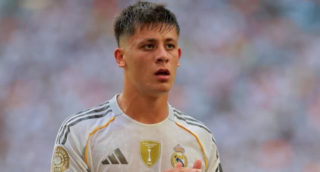 Arsenal muốn có Guler.