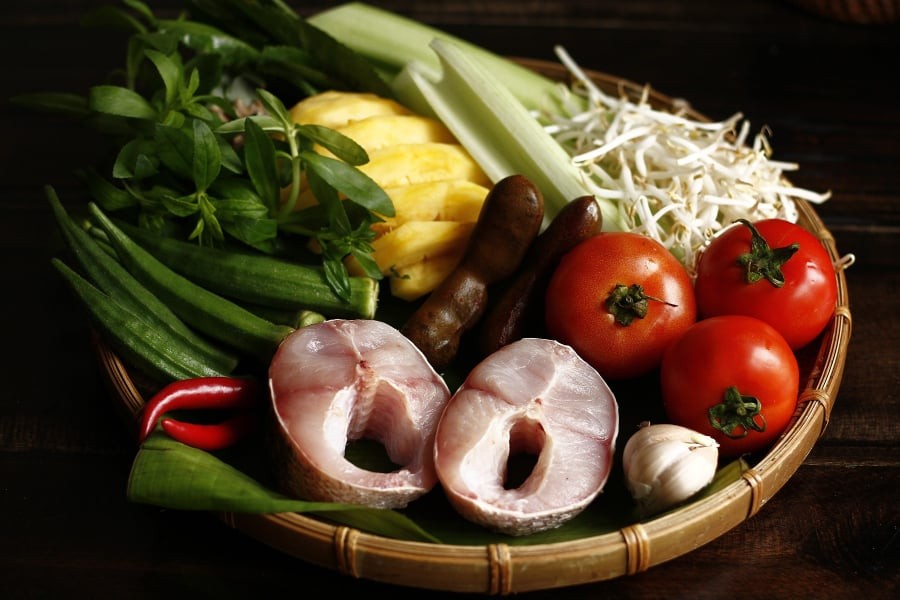 Nấu canh cá nên dùng nước sôi hay nước lạnh để khử tanh, tăng thêm chất bổ?