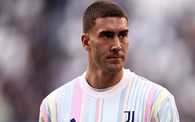 Dusan Vlahovic là mục tiêu của Manchester United.