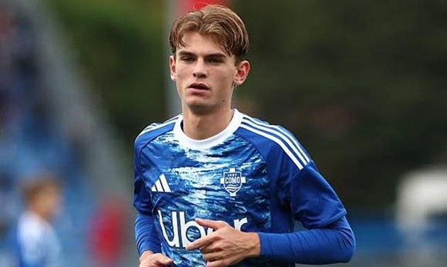 Nico Paz nằm trong tầm ngắm của Chelsea.