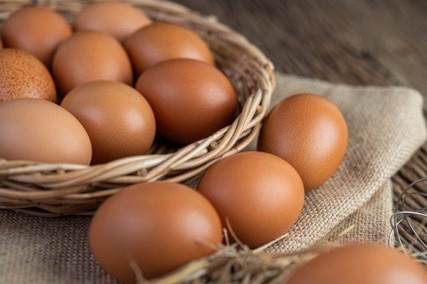 Không nên ăn trứng khi sốt cao hoặc mới phẫu thuật xong