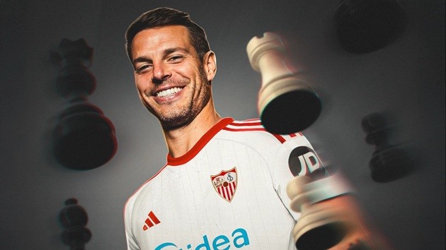  Azpilicueta đầu quân cho Sevilla hè này.