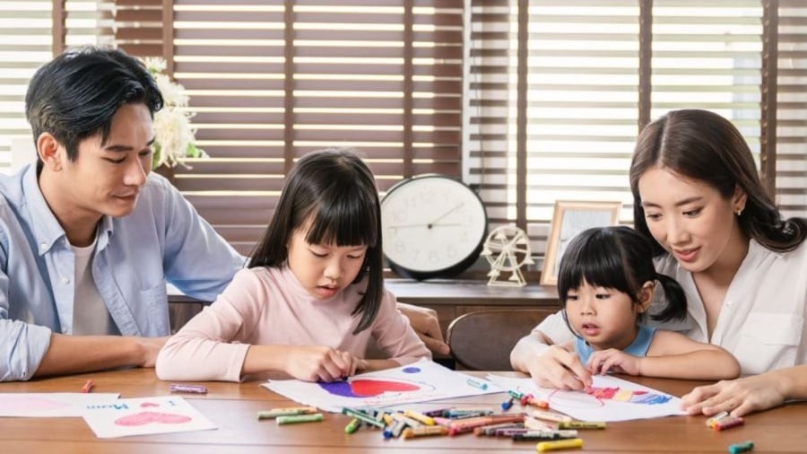 Trong những lúc biến cố, tinh thần gánh vác càng rõ. Ảnh minh họa