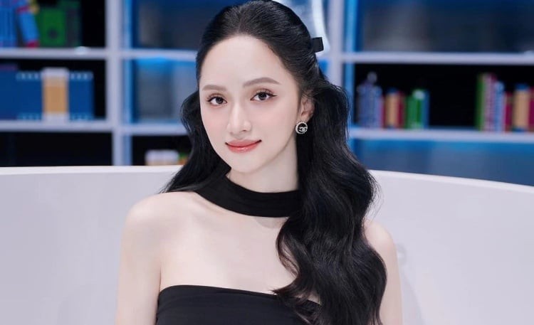 Nghi vấn Hương Giang sắp lên xe hoa?