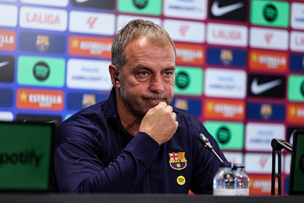 Flick thừa nhận sức mạnh của PSG.