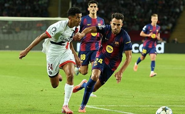 Barcelona bị Paris Saint-Germain đánh bại ngay trên sân nhà.