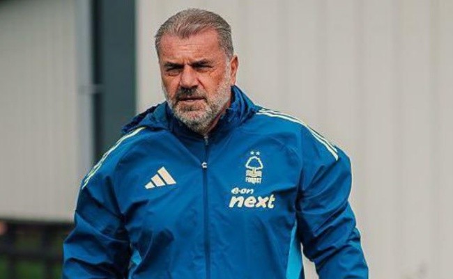 Postecoglou đối mặt áp lực lớn.