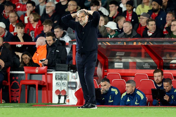 Postecoglou đi vào lịch sử theo cách không mong muốn. 