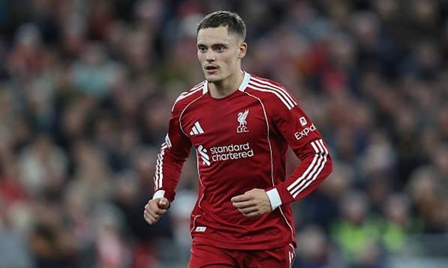 Arne Slot sẽ phải sớm giải quyết vấn đề của Liverpool.