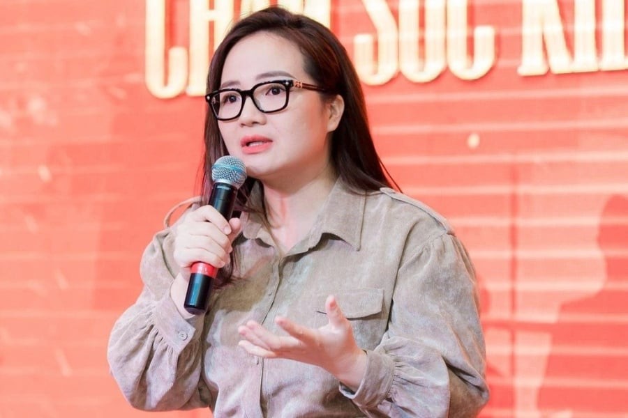 Ngày 3/10/2025, Cơ quan Cảnh sát điều tra Bộ Công an khởi tố bị can đối với Hoàng Thị Hường (38 tuổi, thường được biết đến với tên gọi Hoàng Hường) về tội vi phạm quy định về kế toán gây hậu quả nghiêm trọng theo Điều 221 Bộ luật Hình sự.