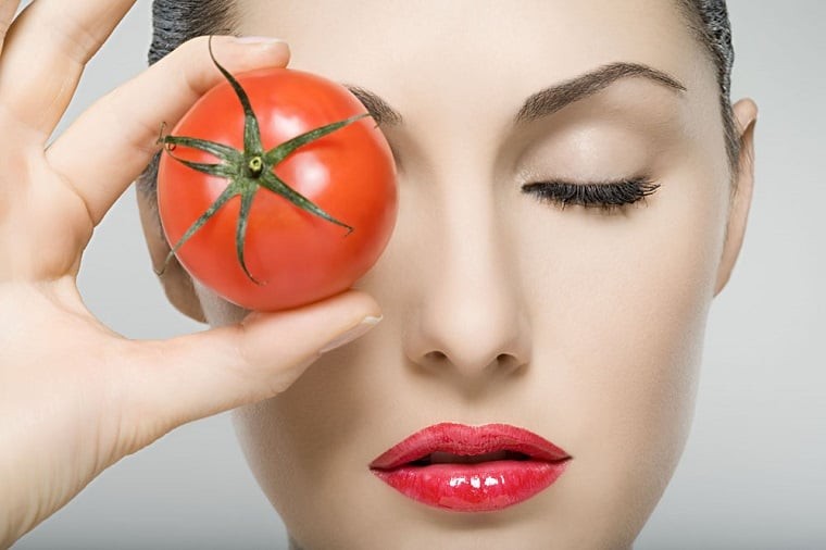 Lycopene là carotenoid tự nhiên tạo nên màu đỏ đặc trưng của cà chua