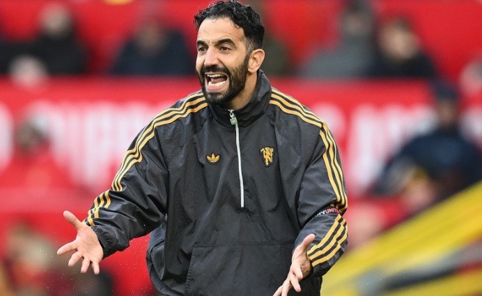 Amorim và MU tạm thời vượt qua khủng hoảng.