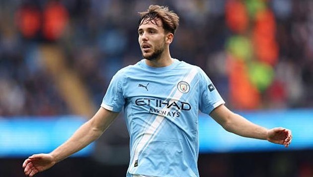 Nico Gonzalez (5.8): Vào sân thay Rodri bị chấn thương trong hiệp một. City vẫn kiểm soát phần lớn trận đấu dù tiền vệ người Tây Ban Nha nổi tiếng của họ vắng mặt trong thời gian dài, cho thấy chiều sâu đội hình.