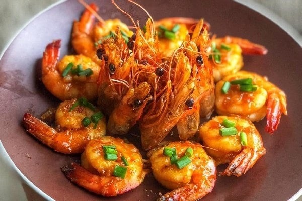 Ăn tôm rất bổ nhưng có 3 người không nên ăn kẻo thêm bệnh