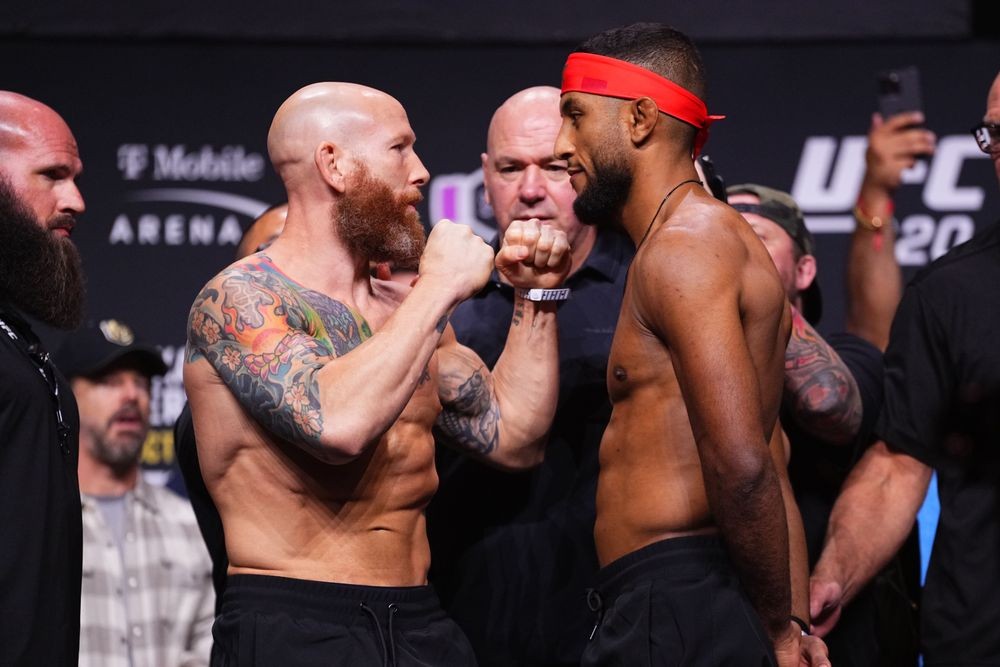 Youssef Zalal đối đầu Josh Emmett tại UFC 320