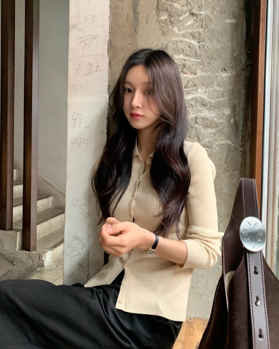 Áo len mỏng là kiểu áo lý tưởng để 