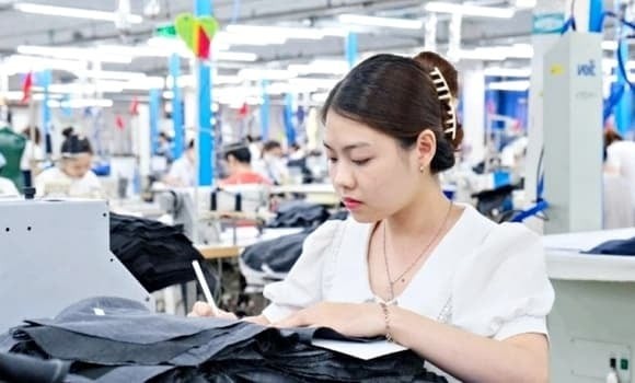 Trong dự thảo, Bộ Nội vụ nêu rõ Nghị định số 128/2025/NĐ-CP (ban hành ngày 11/6/2025) đã quy định danh mục địa bàn áp dụng mức lương tối thiểu theo đơn vị hành chính cấp xã.