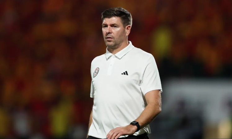 Steven Gerrard có thể sớm tái xuất trong vai trò HLV.