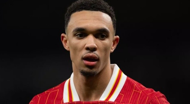 Liverpool tranh cãi vì gửi lời chúc mừng sinh nhật Trent.