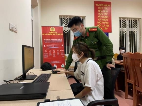 Khi được chủ hộ và chủ sở hữu đồng ý.

