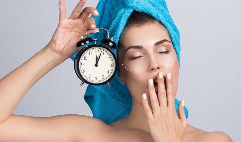 Làm sạch đúng cách giúp da được hô hấp, đồng thời tạo điều kiện cho các dưỡng chất hoạt động hiệu quả hơn. 