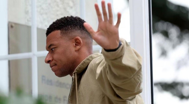Mbappe chưa thể trở lại tập luyện với đội tuyển.