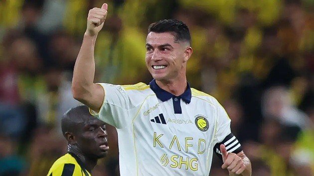 Ronaldo vẫn đang mạnh mẽ ở tuổi 40.