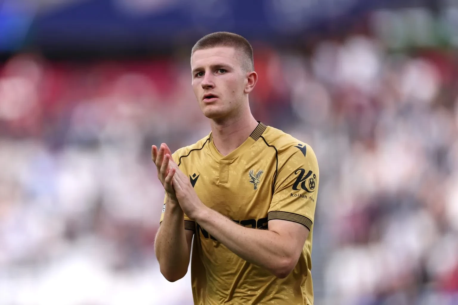 Adam Wharton lọt vào tầm ngắm của Real Madrid. 
