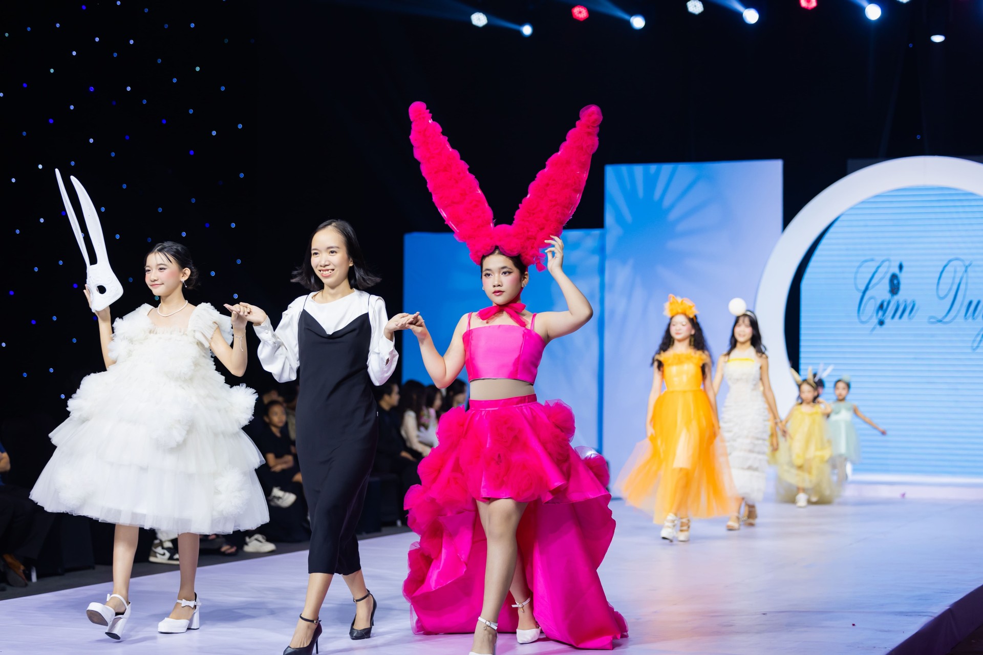 5. - NTK CAM DUYEN (1)